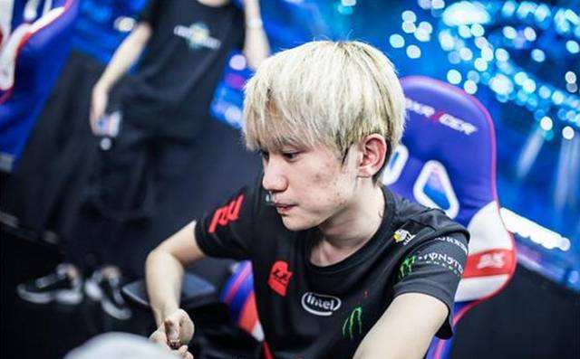 成传统门将 成传统门将