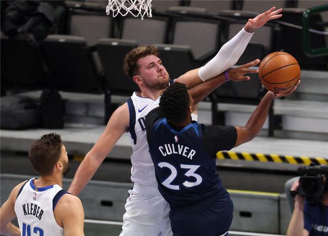 每当他重新 每当他重新