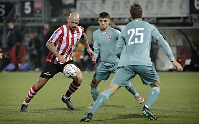 资深网球教 资深网球教