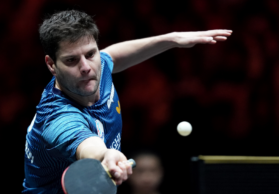 卫内收与双 卫内收与双